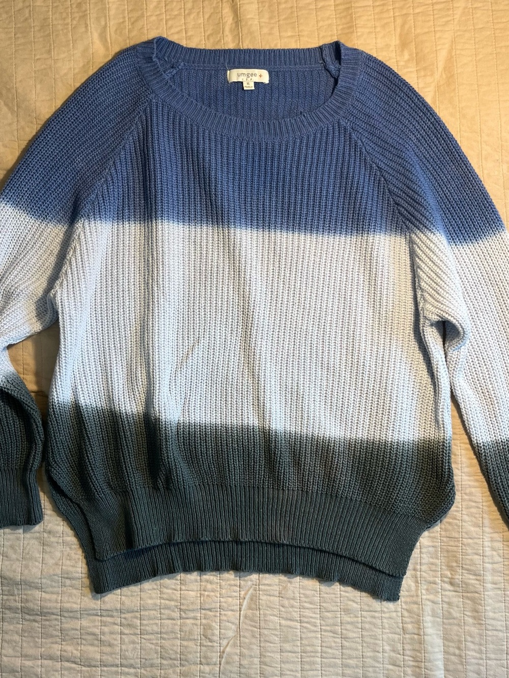 Umgee Ombre Crewneck Sweater in Blue, White and Grey